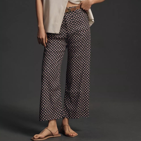 Anthropologie Pants - Anthropologie cropped pants